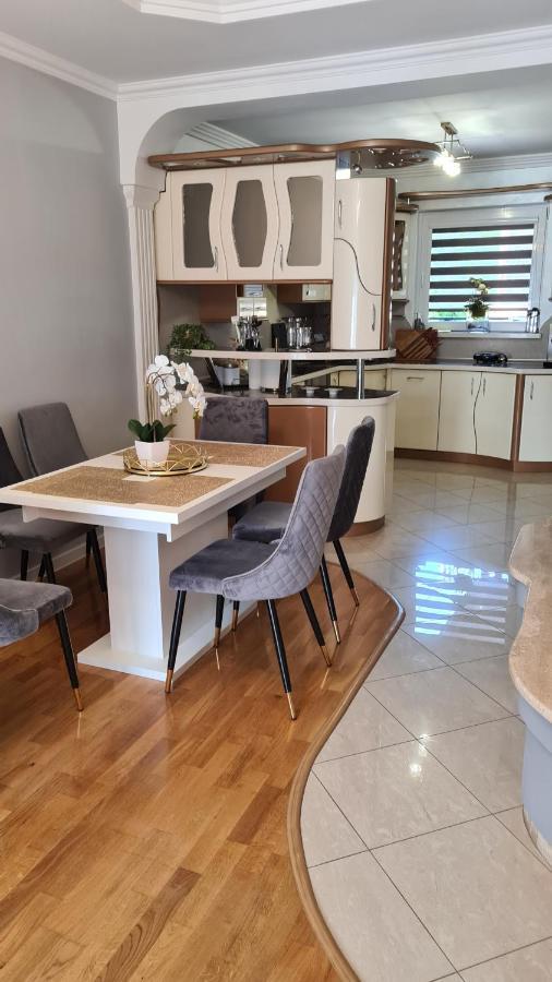 Apartament Deluxe 2 Освенцим Экстерьер фото