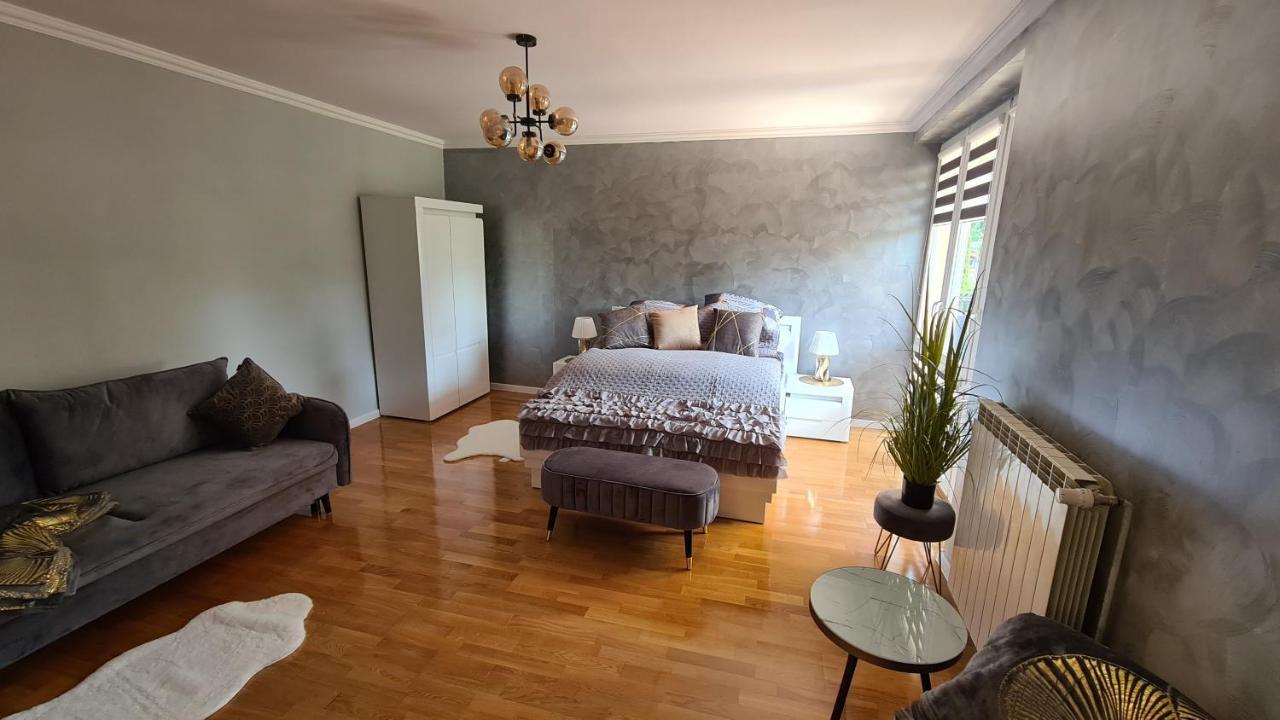 Apartament Deluxe 2 Освенцим Экстерьер фото
